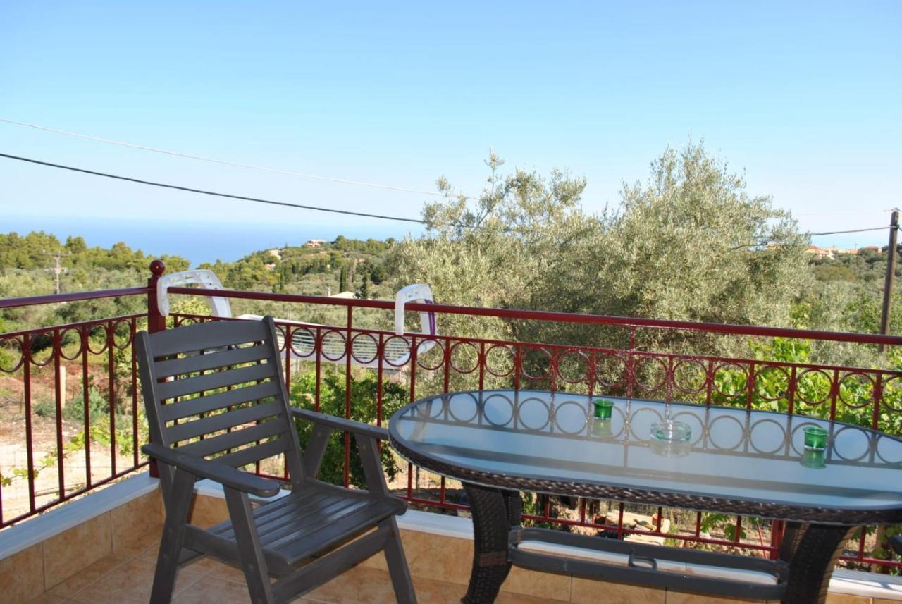 Monika Lefkada Hotel Tsoukaládhes Eksteriør billede