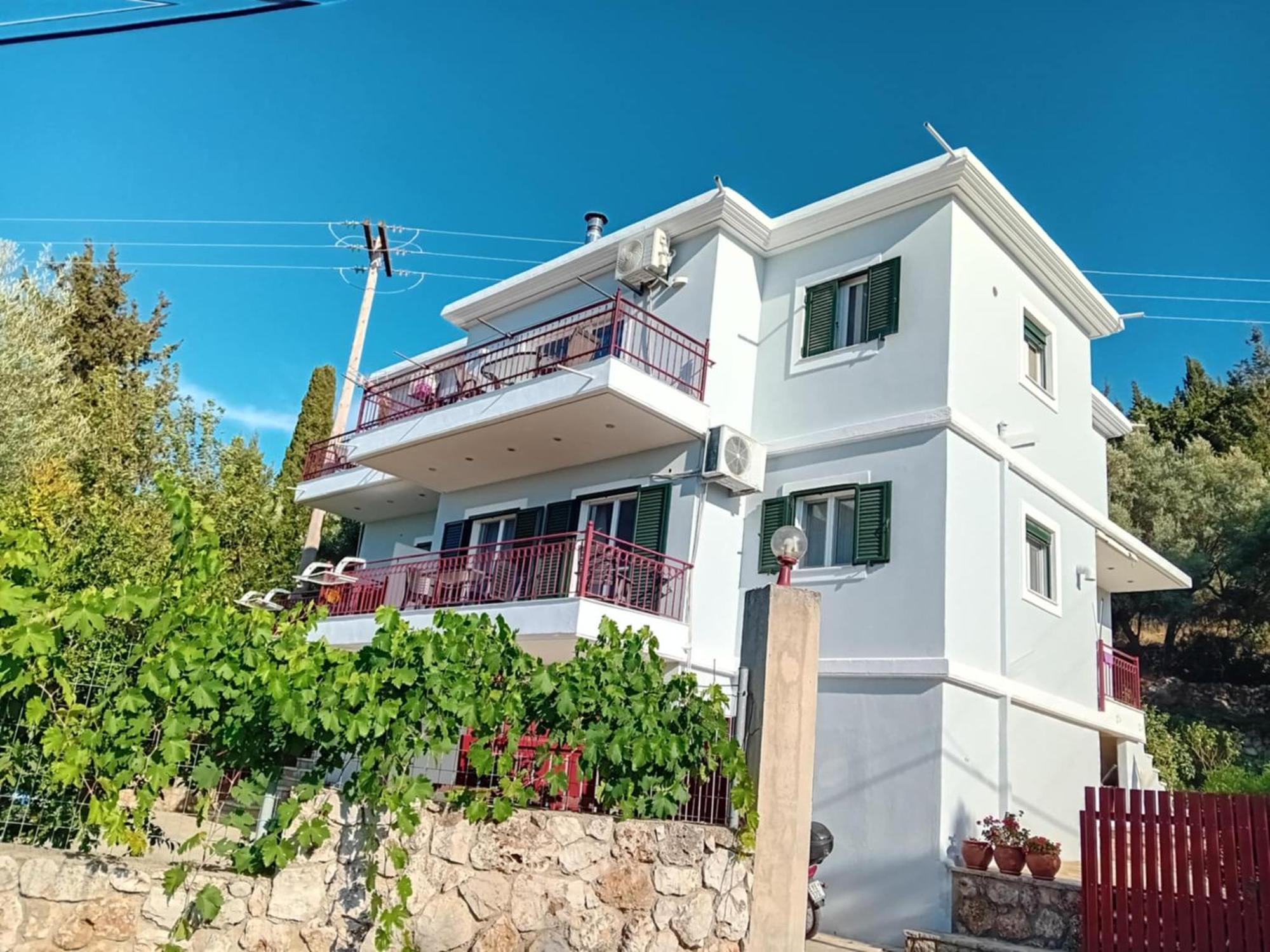 Monika Lefkada Hotel Tsoukaládhes Eksteriør billede